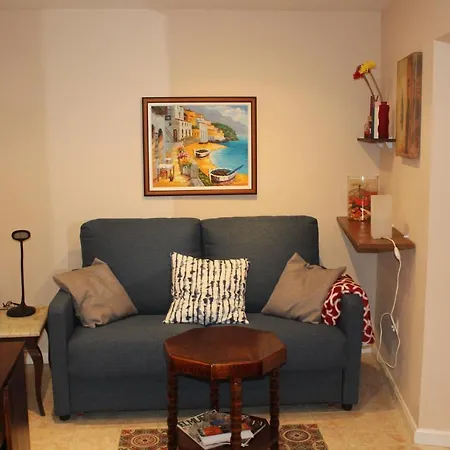 Calle Olavarrieta 16 Bajo *