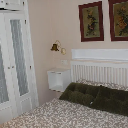 Calle Olavarrieta 16 Bajo Apartmán Luarca